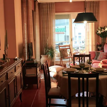 Exclusivo En Con Piscina A Unos 150 M De La Playa De Silgar *